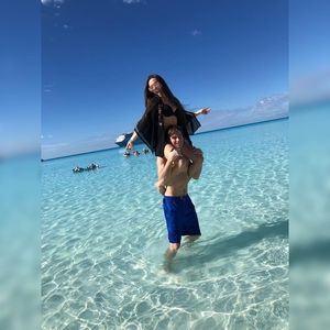 Meet your Posher, Calli